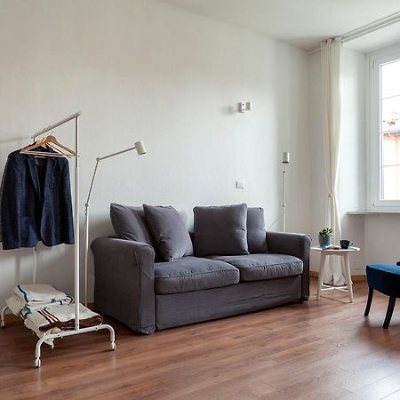 A Central Quiet Sunny Studio In Verbania Buitenkant foto