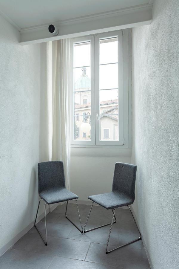 A Central Quiet Sunny Studio In Verbania Buitenkant foto